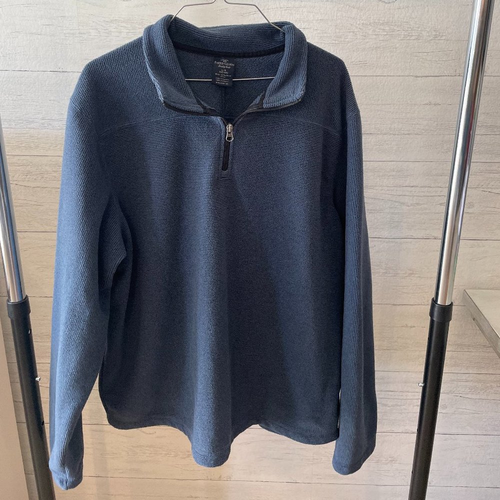 Men's Faded Glory Navy Quarter Zip (Size Large)